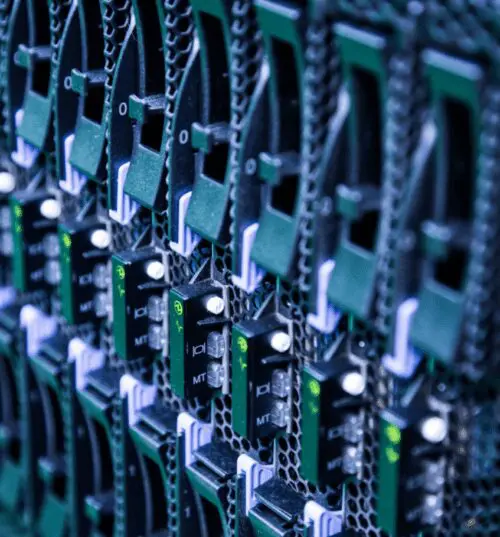 Suporte e manutenção de servidor IBM 1 Servidores IBM